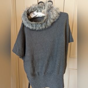 Mix it, grey with faux fur rim
